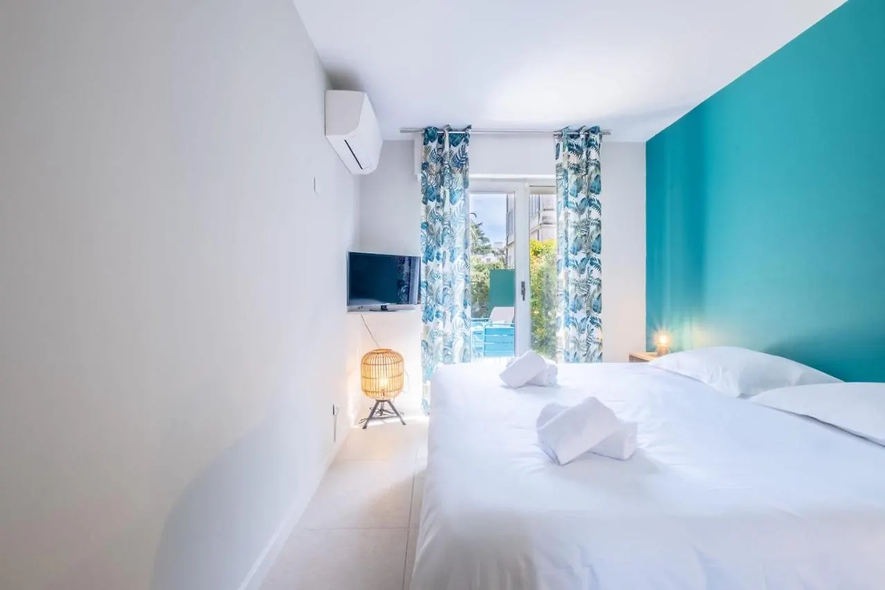 3P Garden-Level Apartment Residence With Pool Cannes