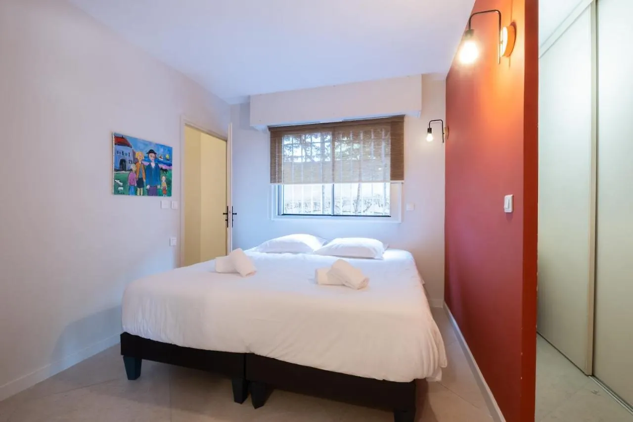 3P Garden-Level Apartment Residence With Pool Cannes
