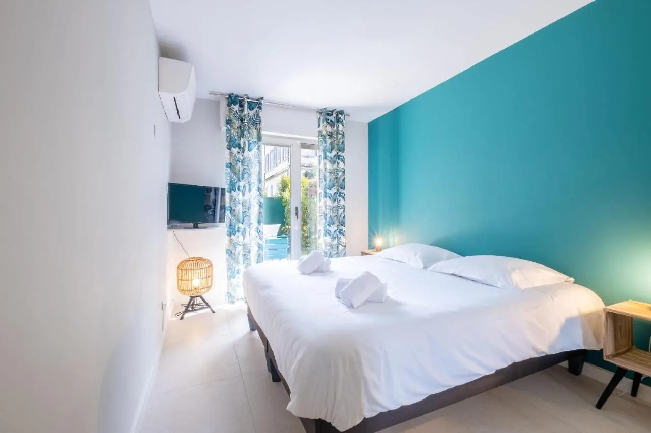3P Garden-Level Apartment Residence With Pool Cannes
